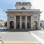 Viale Premuda By Onefinestay